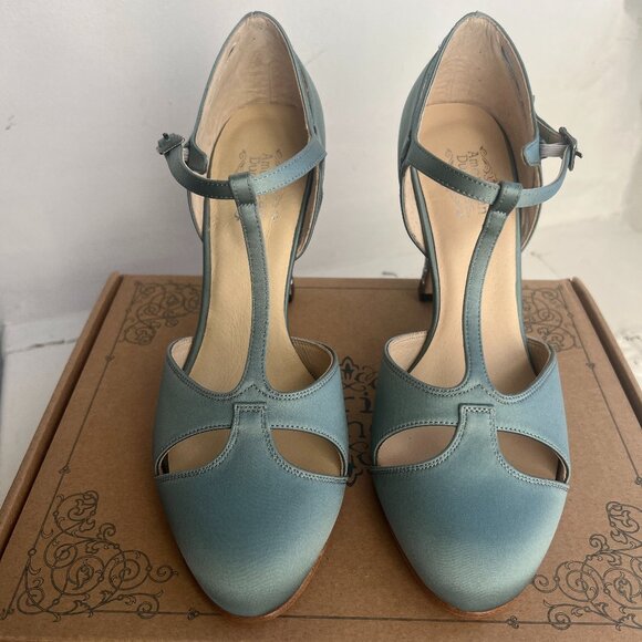 American Duchess Marigold Rhinestone 1920s Pumps (Sea Green) Size 8 - Picture 5 of 7